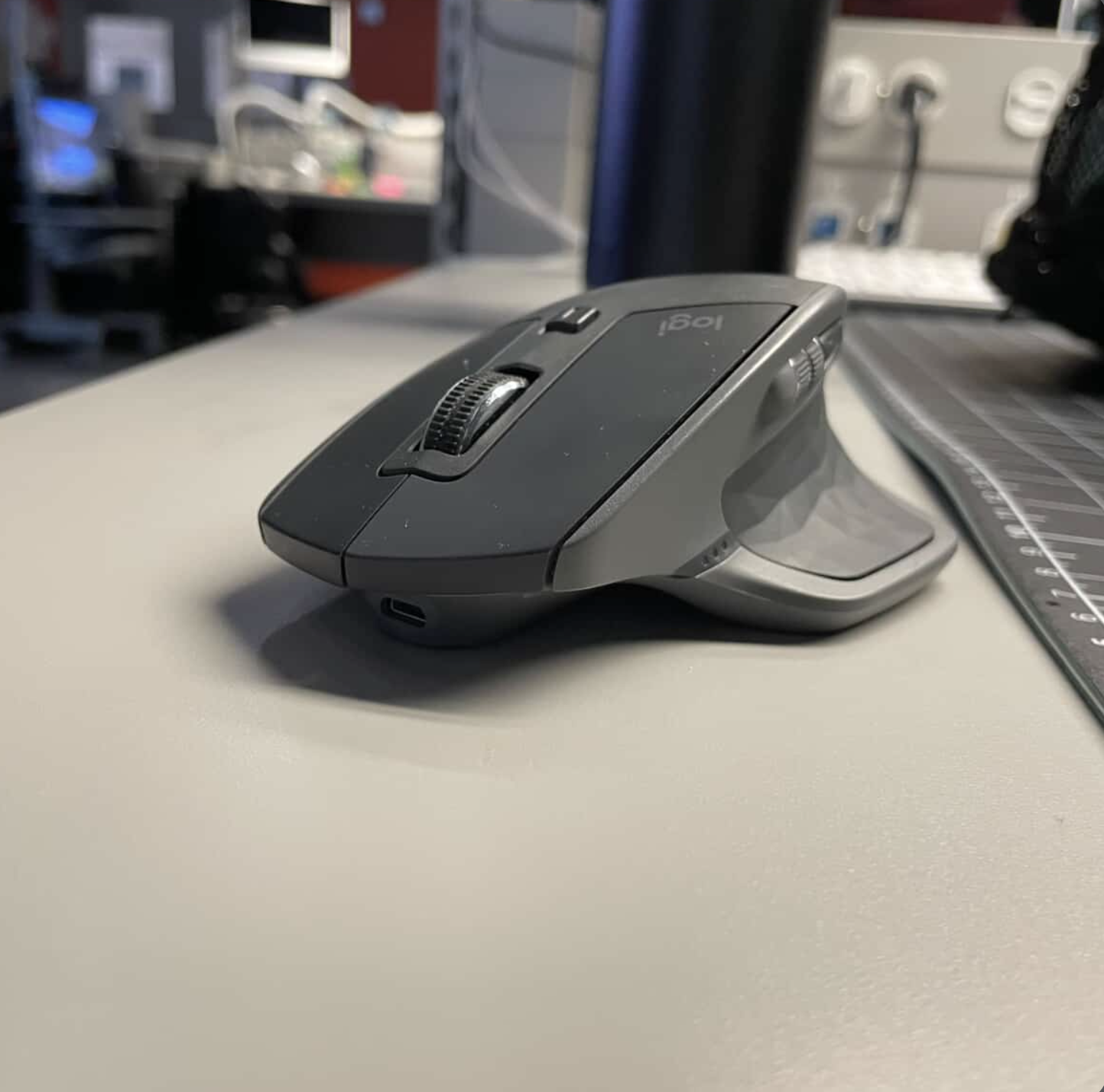 My mouse already has alot of built in extra buttons and an additional scroll wheel. Adding another function could add to the users experience wether this be cosmetic or more efficient.